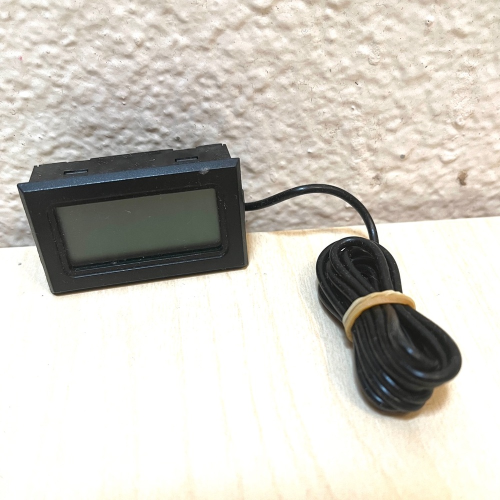 Digital Thermometer. Portable. Use by itself or build into/replace yours. NEW.